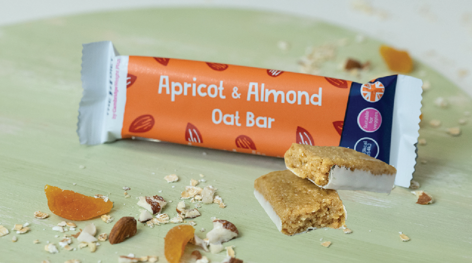 Apricot & Almond Oat Bar